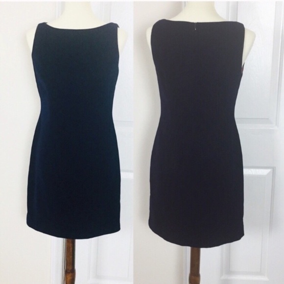 Laundry By Shelli Segal Dresses & Skirts - Laundry Velvet Little Black Dress Sleeveless 6